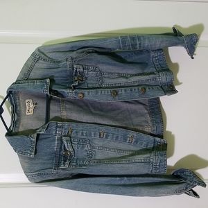 Cropped jean jacket in size L